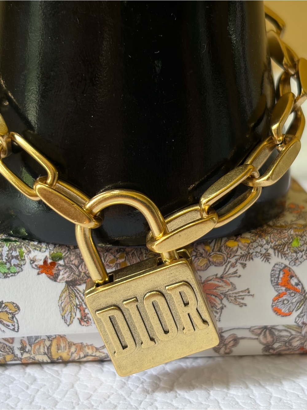Dior Gold-tone Padlock  Charm bracelet - Picture 2 of 11